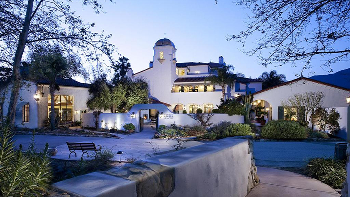 Explore the Ojai Valley Inn